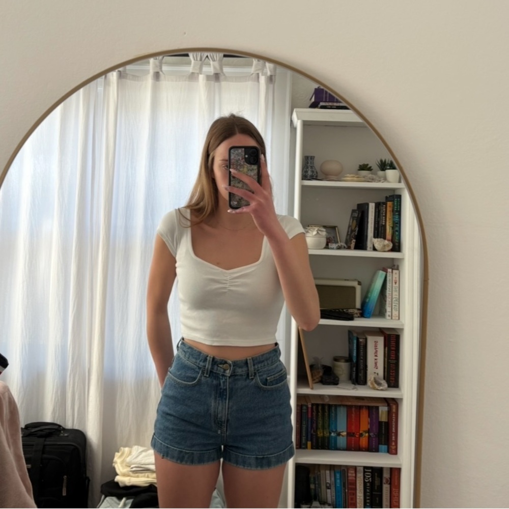 Brandy Melville White Cinched T-Shirt Top